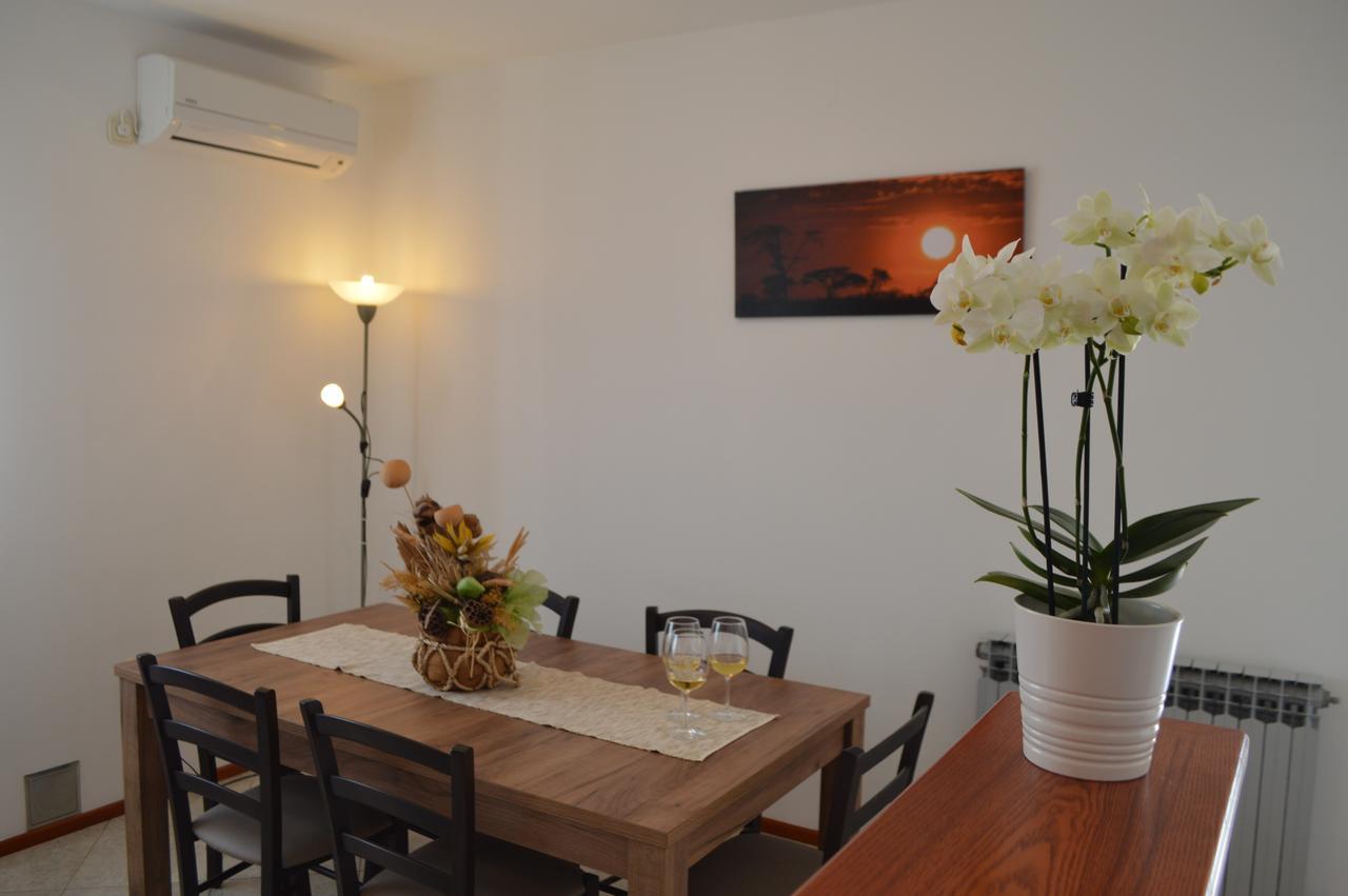 Apartment M&M Marasi ภายนอก รูปภาพ